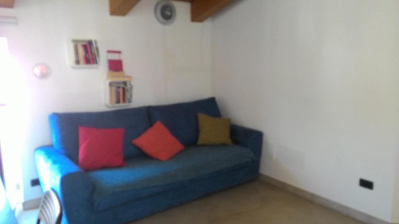 Casa Vacanze The Flea'S Home Fondi Ngoại thất bức ảnh